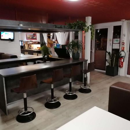 Brit Hotel Essentiel Albi Parc Des Expos Le Sequestre Εξωτερικό φωτογραφία
