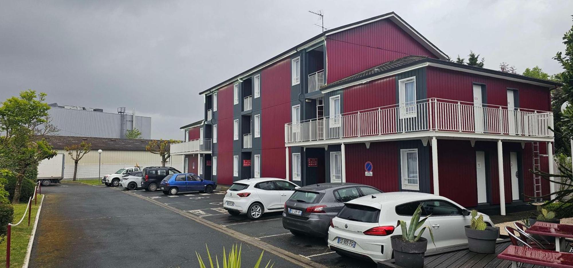 Brit Hotel Essentiel Albi Parc Des Expos Le Sequestre Εξωτερικό φωτογραφία