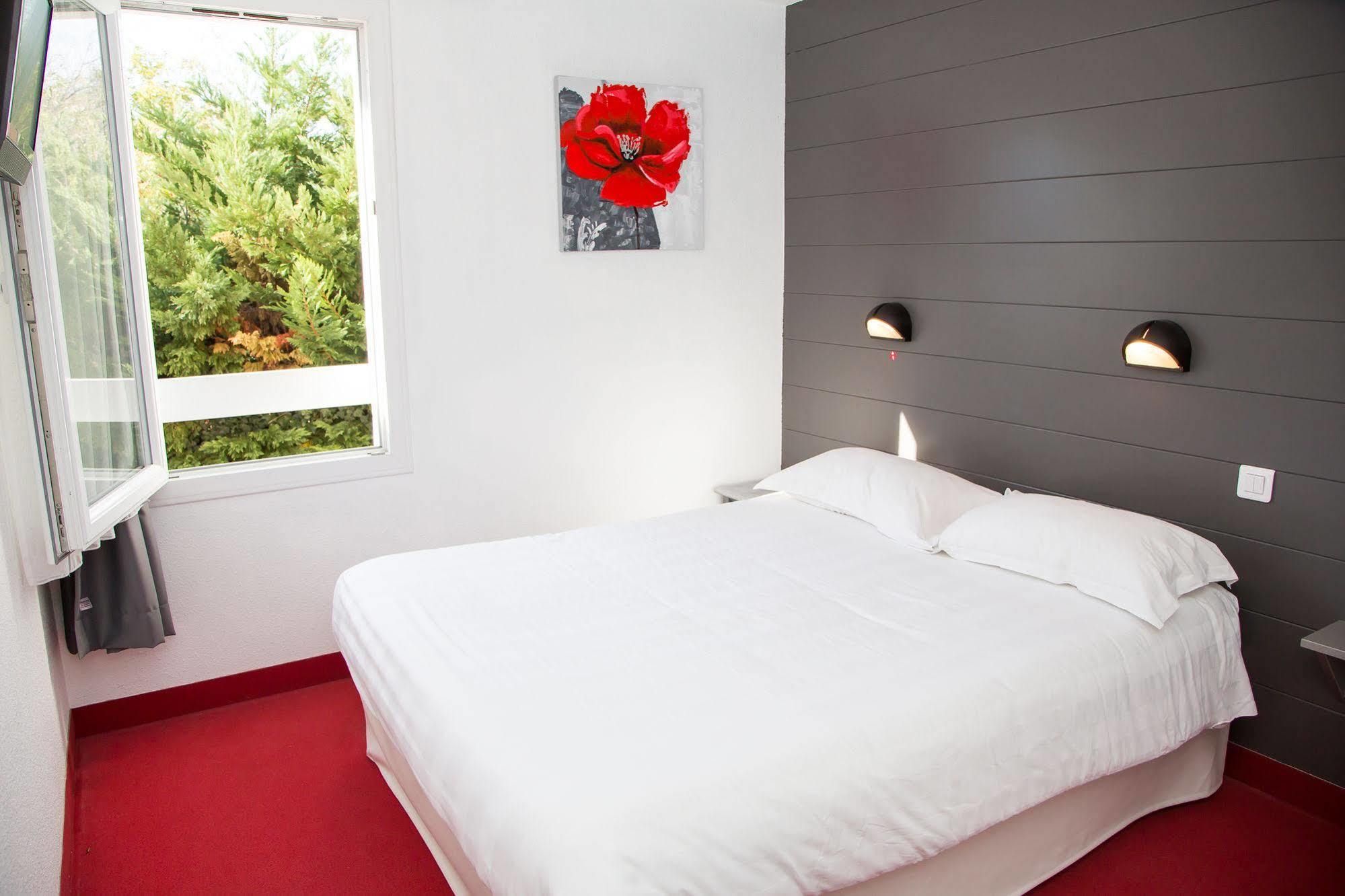 Brit Hotel Essentiel Albi Parc Des Expos Le Sequestre Εξωτερικό φωτογραφία